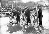 Émile Bouhours, Octave Lapize, who won the Paris–Roubaix from 1909 to 1911, and Seigneur, Vélodrome Buffalo, 25 April 1909, start of the 100 km race