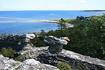 Utsikt från Grogarnsberget med Skånerevet i bakgrunden.