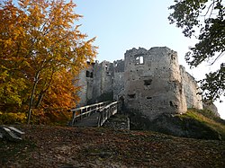 Uhrovec Castle