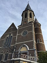 L’entrée de l'église Notre-Dame de Villers-l'Évêque.