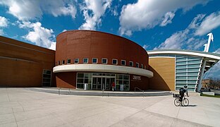 The Gerald Ratner Athletics Center, opened in 2003 and designed by Cesar Pelli, houses the volleyball, wrestling, swimming, and basketball teams.[96]