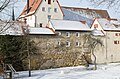 Zugehörig Stadtmauer und Wehrgang