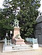 Tombe au cimetière du Père-Lachaise à Paris.