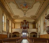 La nef et l'orgue classé.