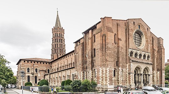 Basilica of Saint-Sernin, Toulouse, is a typical example of large pilgrimage churches, with double side aisles.