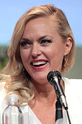 Elaine Hendrix est la troisième interprète d'Alexis.