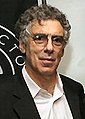 Elliott Gould dans le rôle d'Oscar