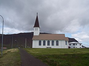 Церковь Рейкхоулакиркья в центре Рейкхоулар