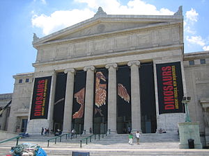 La façade Nord du Field Museum of Natural History.