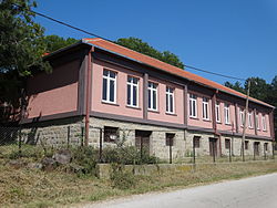 Elementary School in Vračević