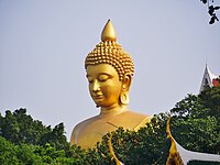 Wat Paknam's completed Buddha statue