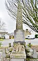 Le monument aux morts de Cléguer : vue d'ensemble.