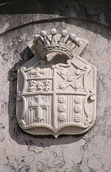 Brasão dos Viscondes de Castelões, no respetivo jazigo, no cemitério da Lapa, no Porto.