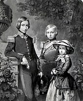 Prinz Philipp mit seinem Bruder Kronprinz Leopold und Prinzessin Charlotte