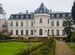 Vue de l'hôtel de Cassini (côte jardin).