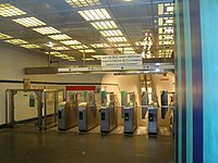 Château-Landon ticket hall