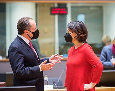 Baerbock and Austrian Foreign Minister Alexander Schallenberg in Brussels, on 24 January 2022