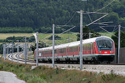 Ehemaliger München-Nürnberg-Express mit geschobenem Steuerwagen bei Zinkelmühle