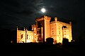 Vista del Castillo Markree de noche