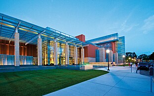 Ross School of Business, University of Michigan, Ann Arbor, MI, USA