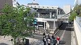 下北沢駅の南西口