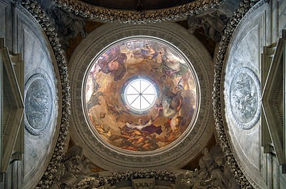 Cupola frescoes by Girolamo Pellegrini