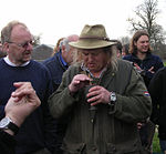 Bild från utgrävning från 2007. På bilden: John Gater, Victor Ambrus (skymd), Phil Harding och Matt Williams.