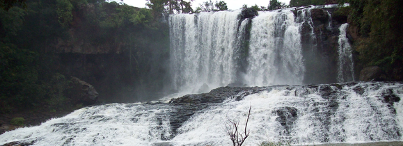 Cascada de Bou Sra, en el este de la provincia de Mondol Kirí, Camboya