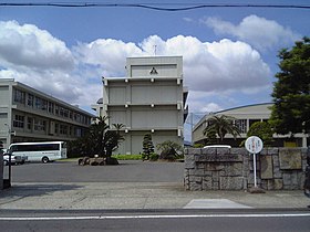 飯山高校