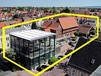 Gesamtkomplex mit dem Erweiterungsbau von 2011, dem Fachwerkhaus von 1463 sowie dem Anbau von 1980