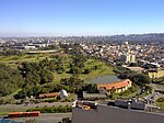 Vista aérea do bairro Jardim Botânico, com vista parcial do parque.