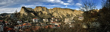 Panoramic overview of Melnik