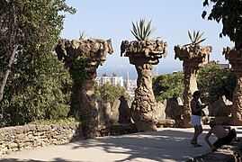 Vue sur la mer et la Sagrada Familia.