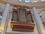 Pipe organ