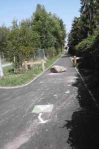 Tronçon de l’ancienne ligne Noyon-Montdidier à la sortie de Noyon aménagée en piste cyclable