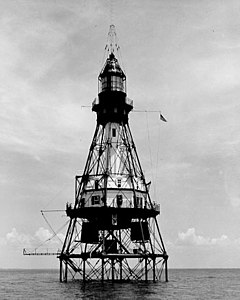 Faro de Fowey Rocks cerca de Cayo Vizcaíno, Florida