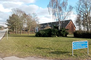 Hvidebækskolen (The Hvidebæk School) in Jerslev