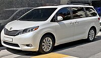 Toyota Sienna Limited (pre-facelift)