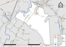 Carte en couleur présentant le réseau hydrographique de la commune