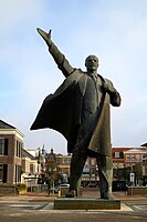 Lenin in Assen gezien vanaf de Vaart (2013)