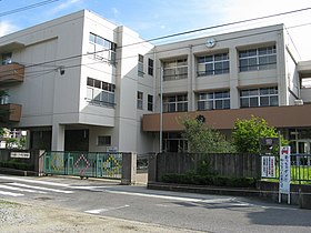 下市小学校校舎