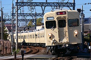 Tobu 8000 series 6-car formation on the Noda Line in November 2019