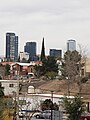 Vista hacia edificios sphera, azenzo y santa fe desde parque los tronquitos, enseguida de Ortiz mena.