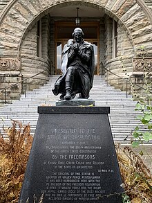 Statue_Washington_Olympia_OldCapitalBuilding