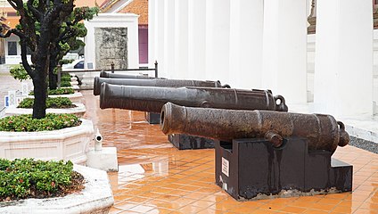 Canons line up in Bangkok National Museum