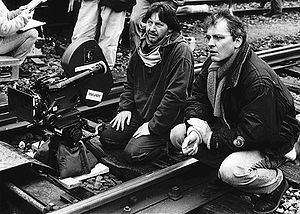 Urs Odermatt, à gauche et Rainer Klausmann, à droite, caméraman, pendant le tournage du film Le Pandore (1994, Wachtmeister Zumbühl en allemand). Un film de Urs Odermatt.