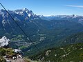 Blick vom Kramerspitz in Richtung Zugspitze, mit Grainau und Eibsee