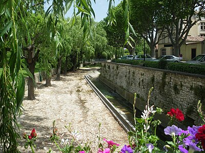 La Nesque a Pernes les Fontaines