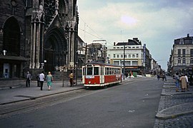 En 1981, une motrice 500 sur la ligne 1 au terminus de la Grand-Place de Roubaix.