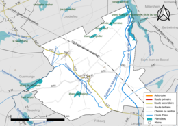 Carte en couleur présentant le réseau hydrographique de la commune